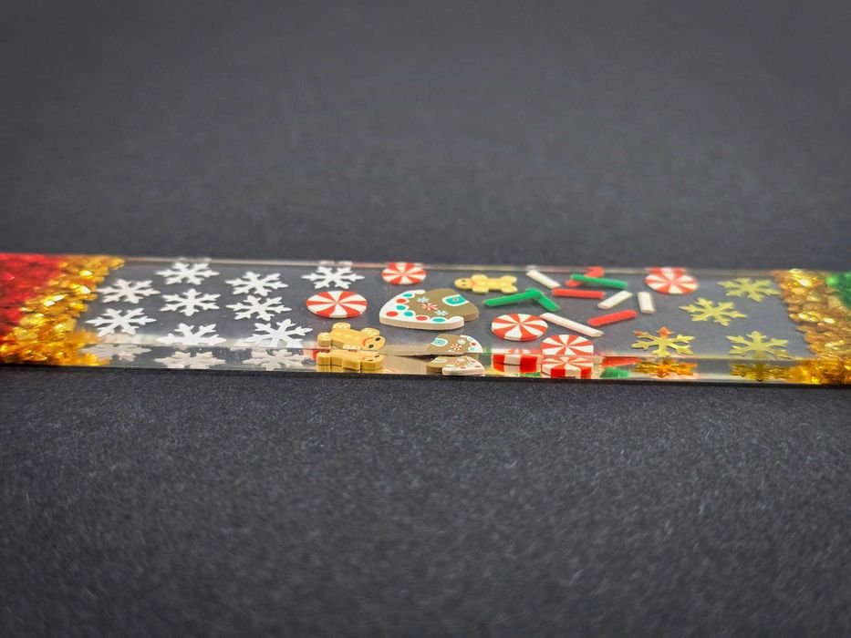 Коледен книгоразделител от епоксидна смола