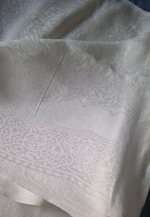 Скатерть, салфетки, полотенца