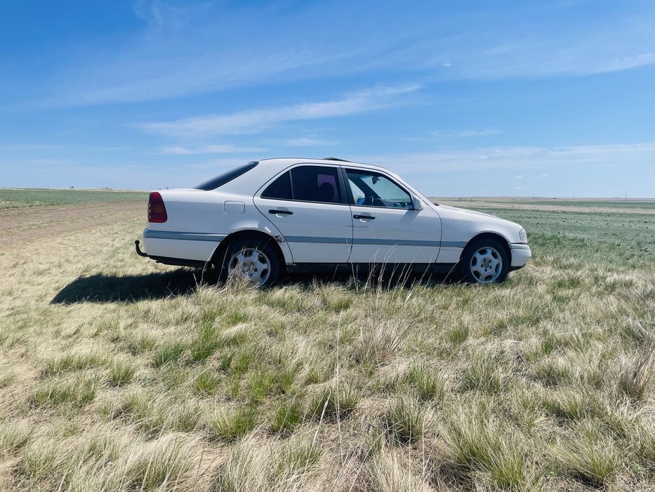 Mercedes W202 C180