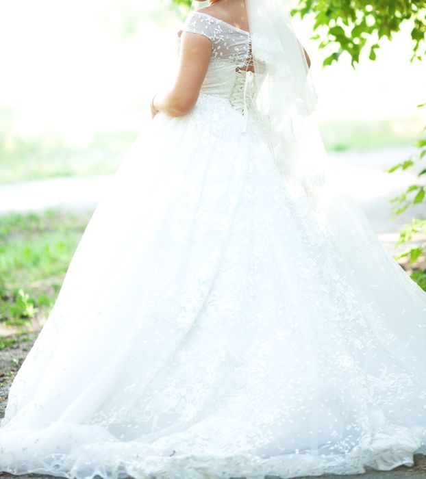 Свадебное платье