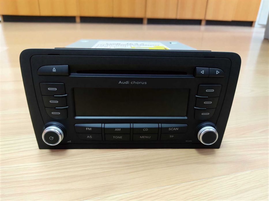 Radio CD MP3 Original Audi Chorus 2+ (8P0 035 152 E) A3 S3 TT + Cod Deblocare