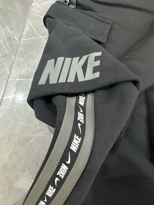 Pantaloni Nike Cargo Originali ( pantaloni trening , nike , firma )
