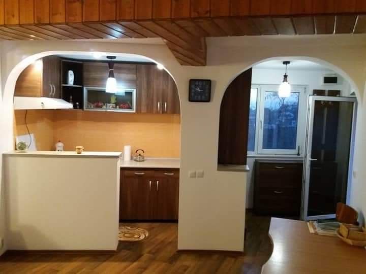 inchiriez garsoniera la casa