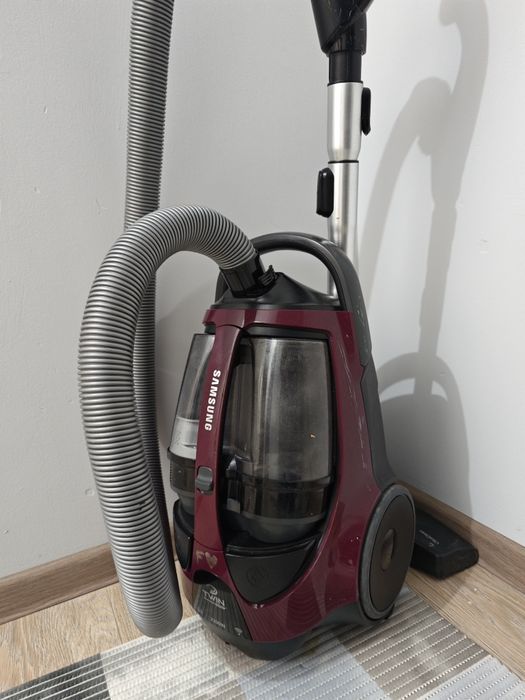 Продам пылесос Samsung