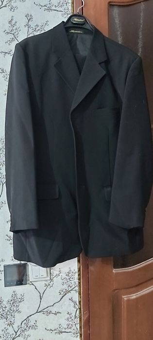 Костюм мужской .