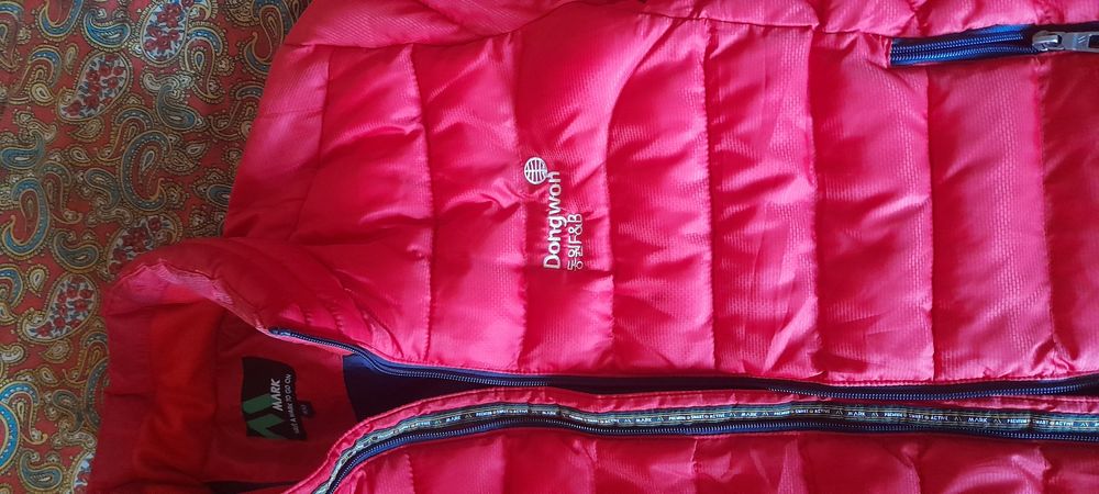 Продам куртку Корейский