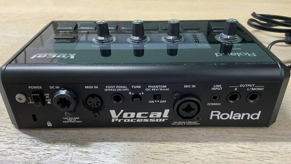 Roland VP-7 Vocal Processor (Vocoder)