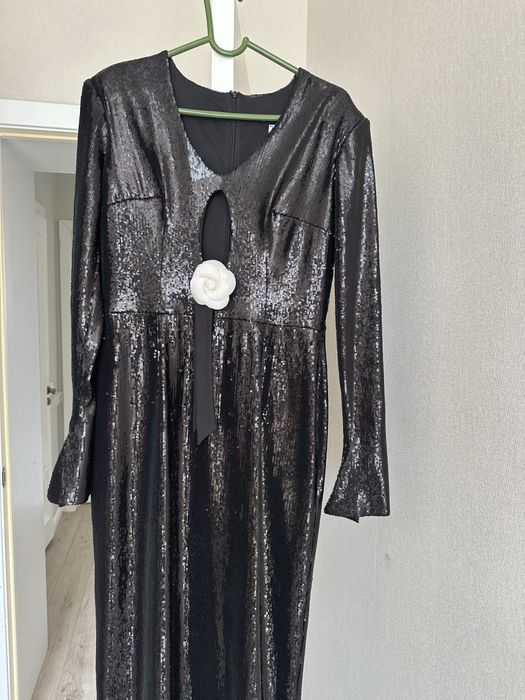 Платья женские, очень красивые