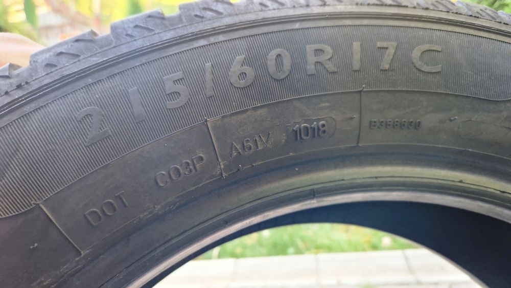 Anvelope vara 215 60 R 17 C Dunlop