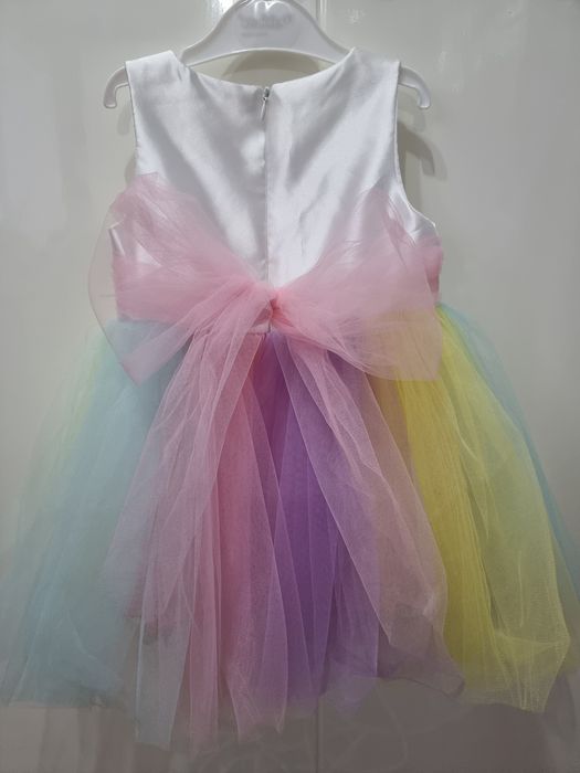 Продам цифру и платье на ДР.