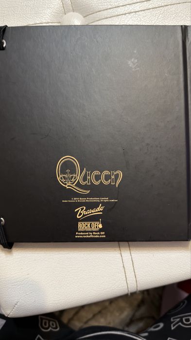 Оригинален тефтер на Queen