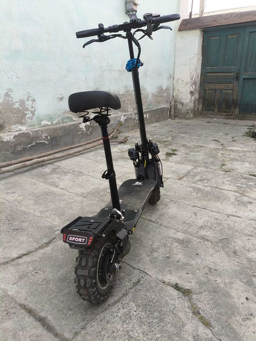 Электросамокат. Kugoo m5