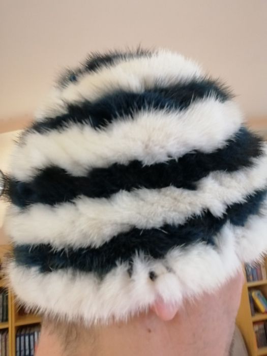 Продам шапку из меха норки.