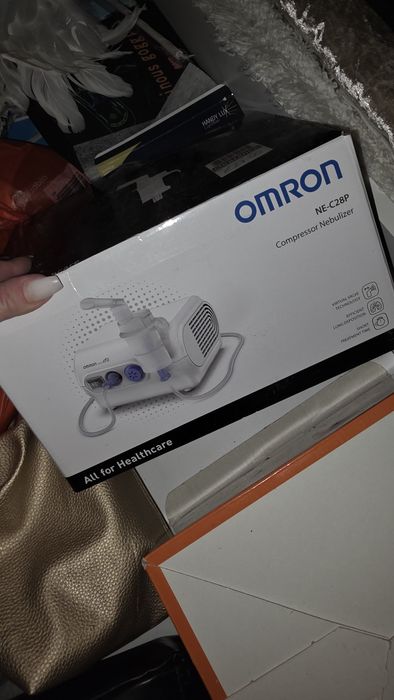 Aparat aerosol Omron impecabil