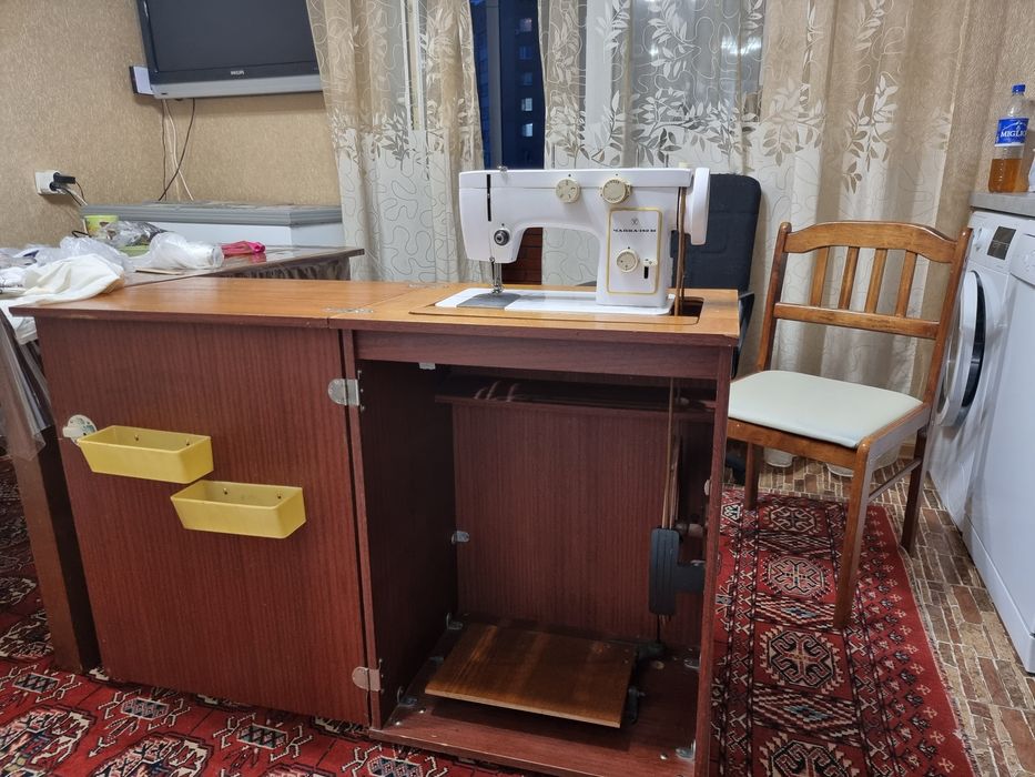 Швейная машинка чайка 142 М