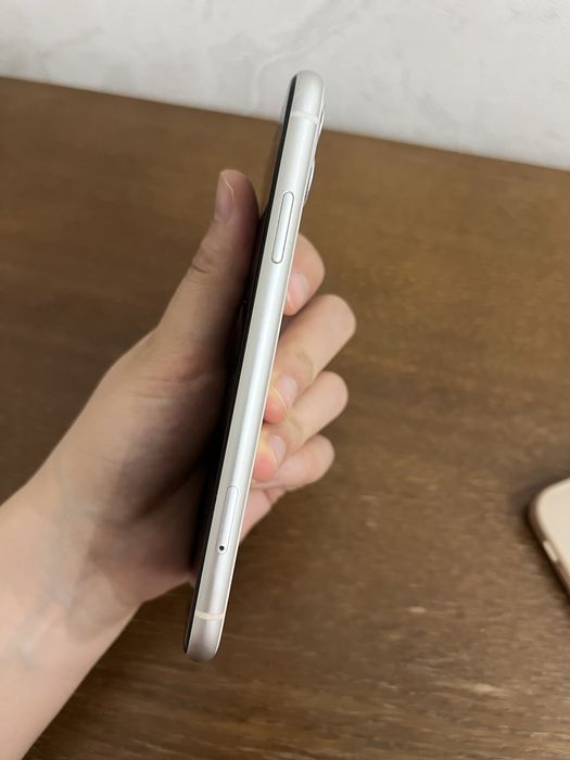 Продается iphone 11 128ГБ