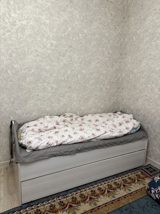 Шкаф и кровать б/у