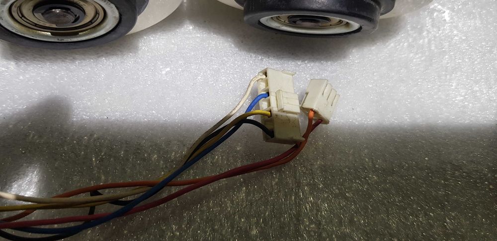 AUX КОНДИЦИОНЕР запчасти двигатель