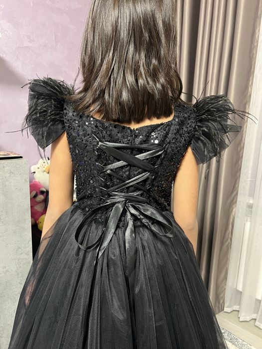 Платье на 8-9 лет