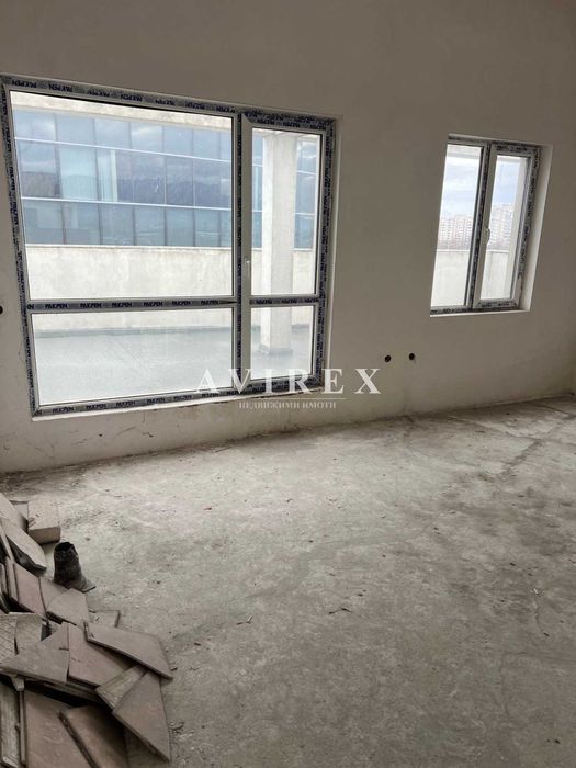 Продава се Тристаен апартамент в Пловдив, Съдийски - 197 кв.м за 676 €/кв.м - Снимка #4