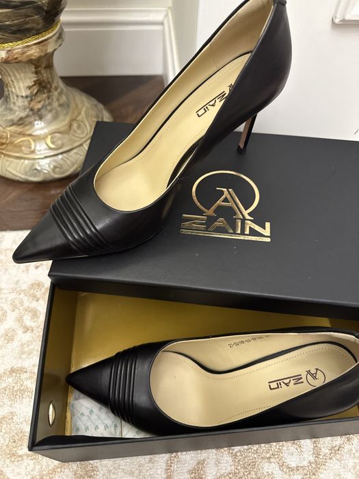 Женская вечерняя обувь