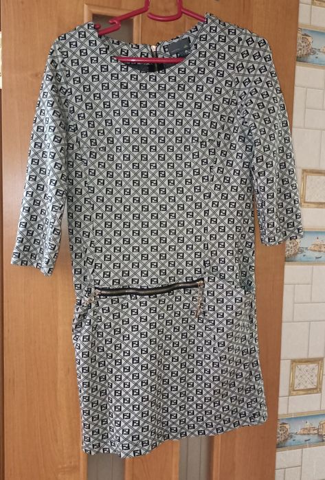 Распродажа платьев