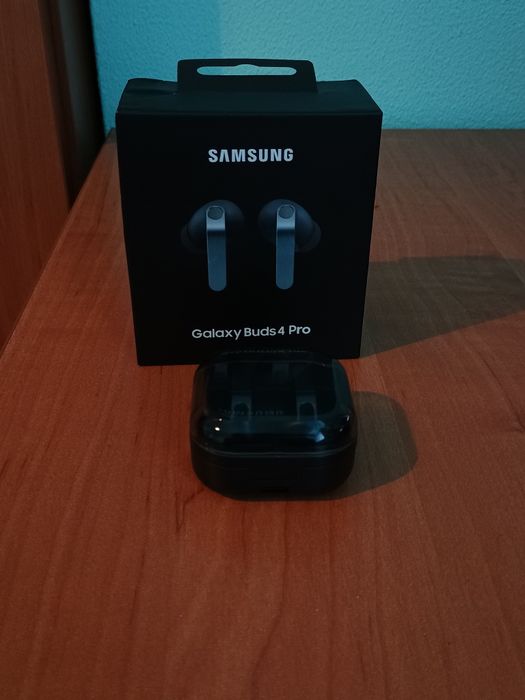 Căști Galaxy Buds 4 Pro