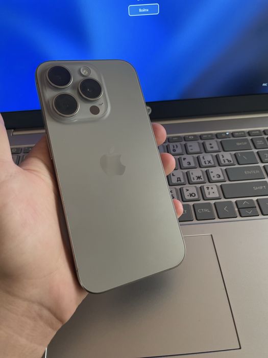 iPhone 15 pro 128 gb