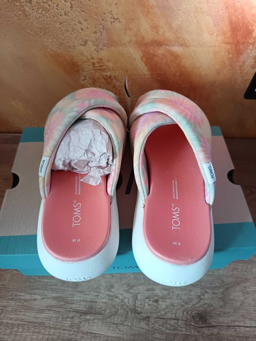 Дамски чехли Toms, размер 36