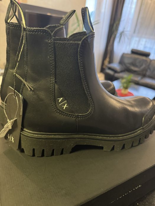 Обувки Армани 41 номер