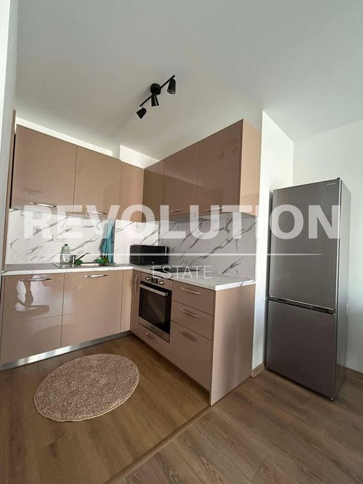 Дава се под наем Двустаен апартамент в Пловдив, Остромила - 65 кв.м за 434 € - Снимка #1