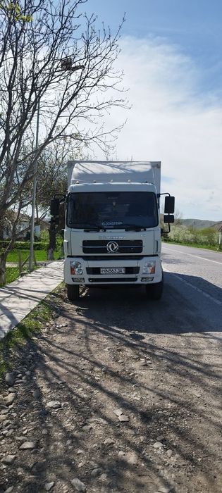 Donfeng furgon 10 t srochna sotiladi
