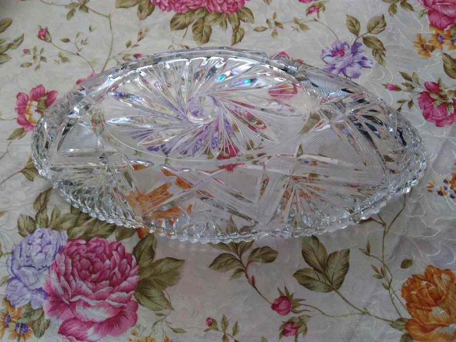 Кристална голяма елипсовидна купа, фруктиера