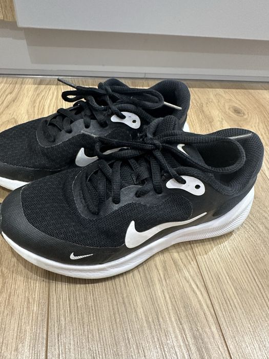 Детски Черни маратонки Nike