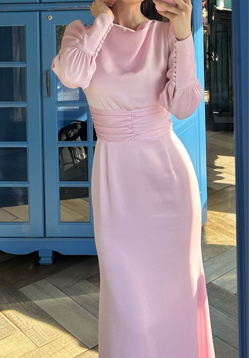 Платье женское продам