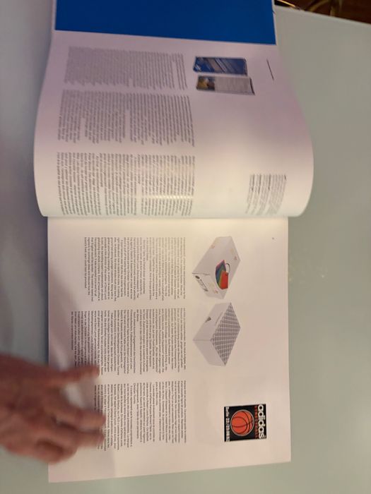 Prima ediție „The Adidas Archive” TASCHEN