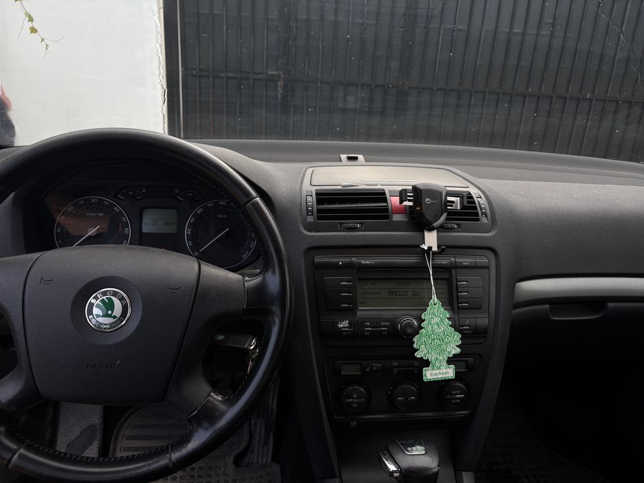 SKODA Octavia 2008 — imagine 5