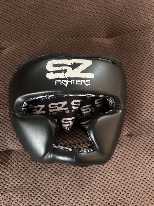 Екипировка и протектори за ММА