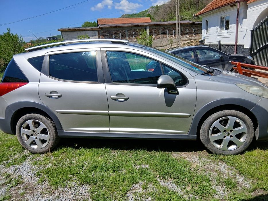 Pegeout 207 sw. 1.6 120hp