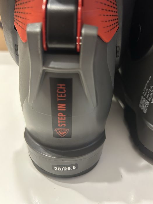 Clapari pentru barbati marime 28,5 sau 42,5/43 noi/nefolositi