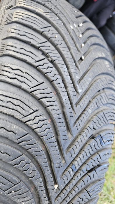 2бр гуми 215 60 17 мишелин