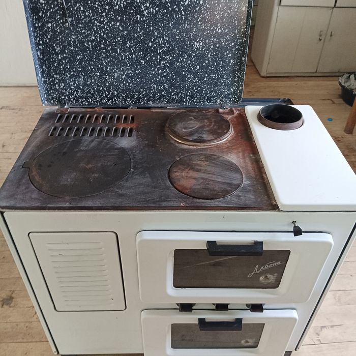 Печка на нафта и ток Албена