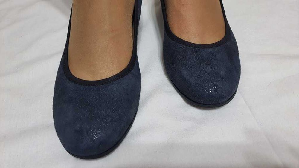 Pantofi eleganti full piele de la CAPRICE marimea 40