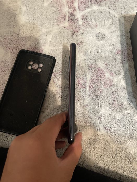 В продаже телефон Poco x3pro