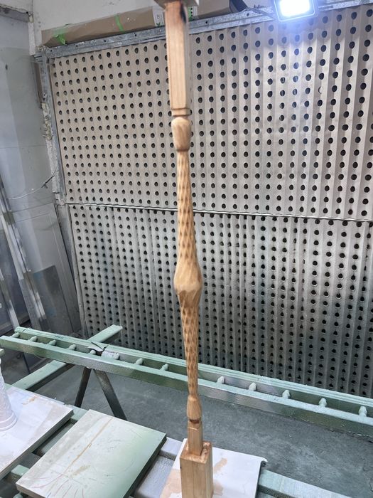 Balustrii lemn sculptati CNC