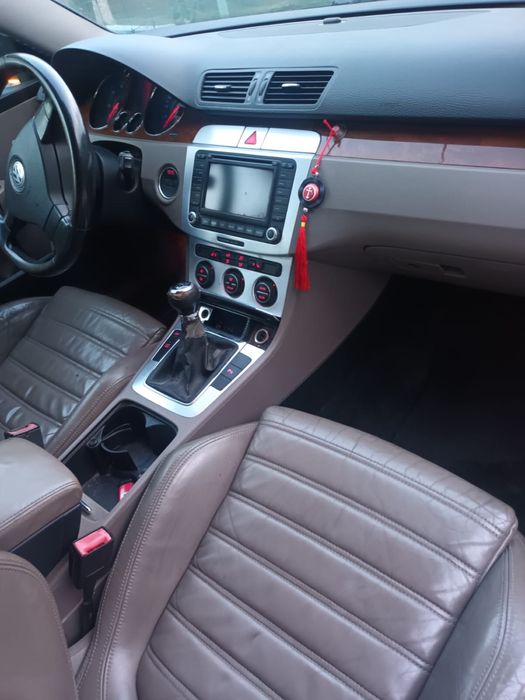 Vând Vw Passat 2.0 tdi