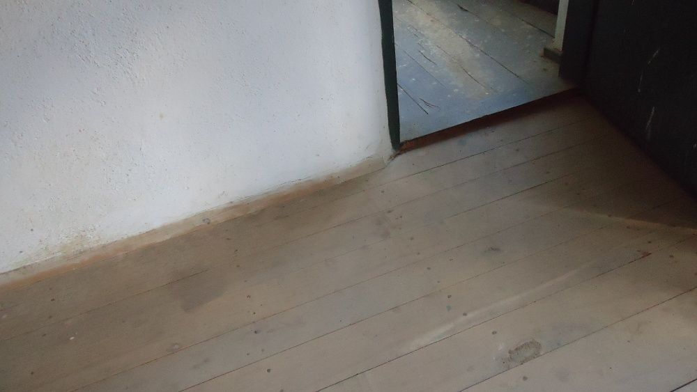 Продава се Къща в с. Веселиново, Област Шумен - 700 кв.м за 23 €/кв.м - Снимка #9