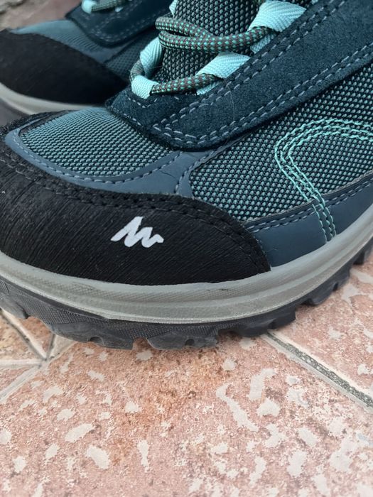 Bocanci drumetie impermeabili Quechua MH100 turquaz