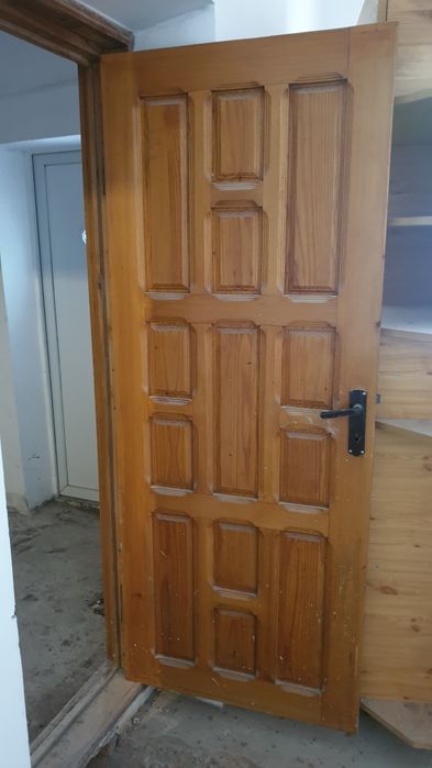 Vand usi de interior lemn masiv