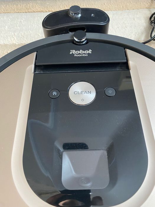 Робот прахосмукачка КАТО НОВ